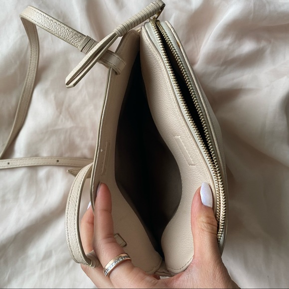 Babaton Purse - Picture 8 of 11